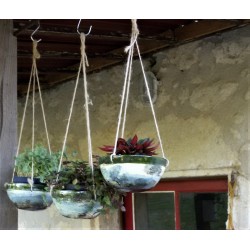 cache-pots à suspendre original qui mettront en valeur vos fleurs et plantes préférées.